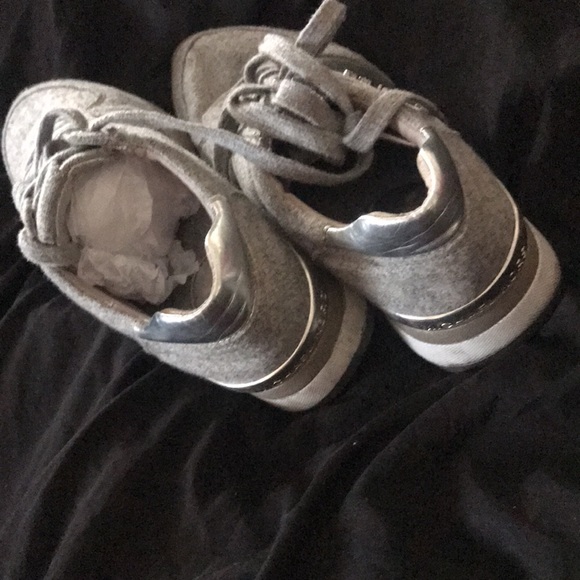 Michael Kors active wear - Picture 4 of 5